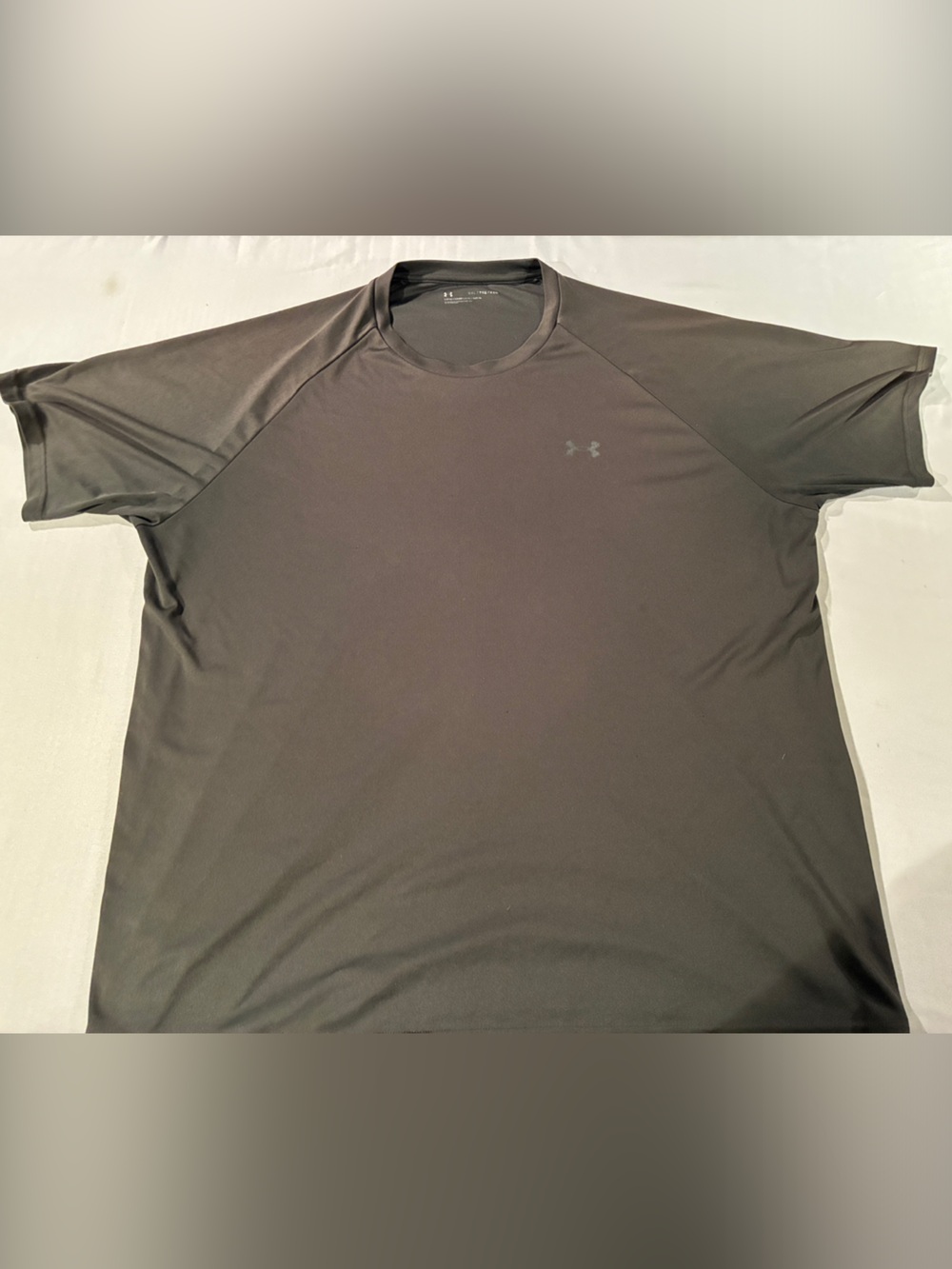 Under Armour Men’s Short Sleeve Performance Tee — Charcoal Black